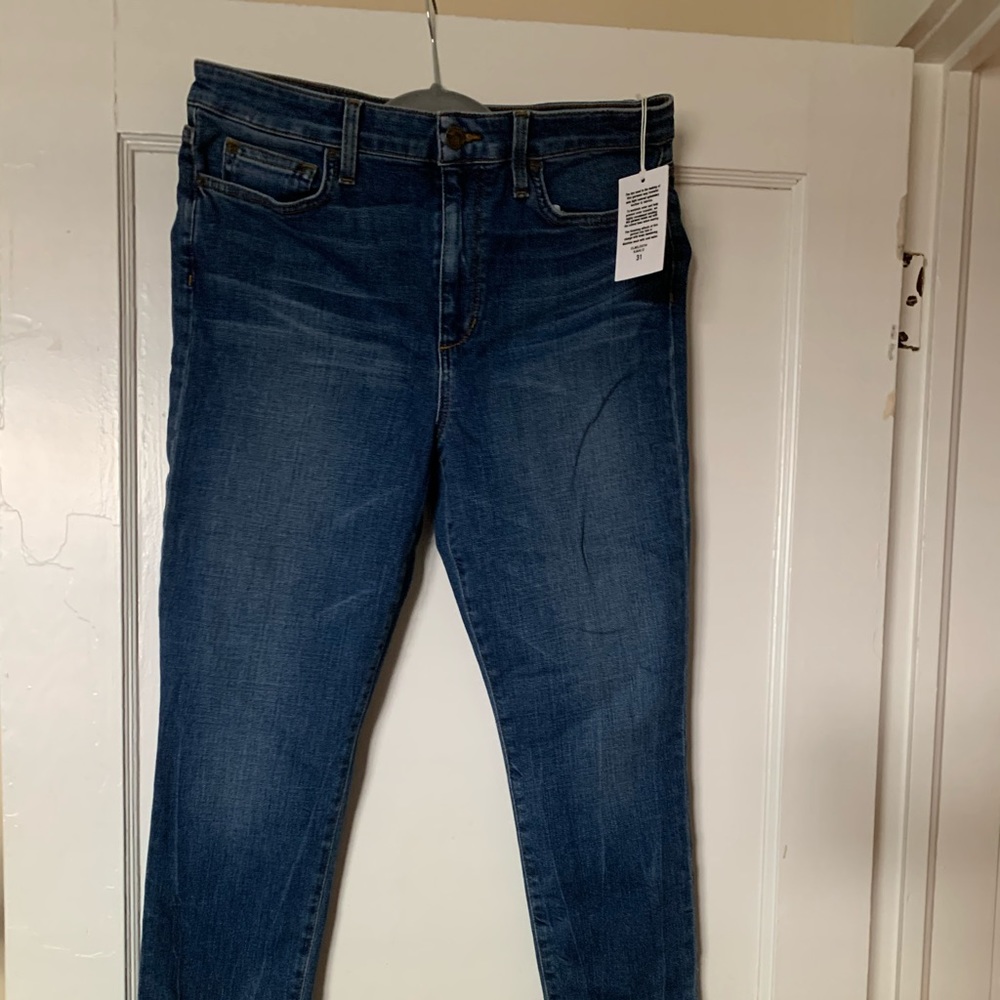 Never Worn Joe’s Jeans The Charlie Skinny Cropped